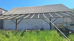 Firma w budynku gospodarczym? Jak legalnie zacząć i uniknąć kar.