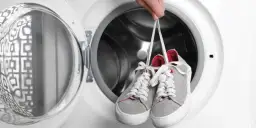 Czy można prać buty z ciuchami? Poznaj fakty i bezpieczne metody