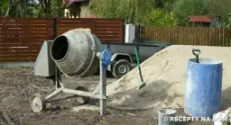 Jaki cement do tynkowania? Wybierz najlepszy dla trwałych efektów