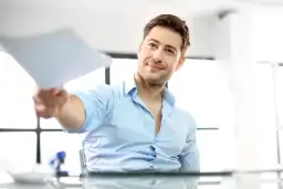 Czy pracownik samorządowy może podjąć dodatkową pracę bez ryzyka?