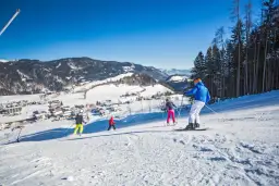 Ile kosztuje wyciąg narciarski? Sprawdź ceny i oszczędzaj na wyjazdach narciarskich