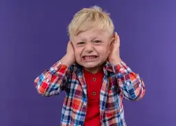 Co na ból ucha u dziecka? Skuteczne porady i doświadczenia rodziców