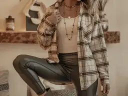 Jak dobrać bluzkę do legginsów? Unikaj błędów, wyglądaj stylowo!