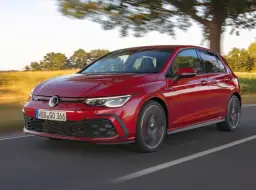 Golf 8 R: Cena, wady, osiągi. Czy to Twój idealny hothatch?