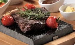 Gdzie zjeść w Bystrzycy Kłodzkiej? Tanie i smaczne opcje na każdy gust