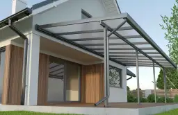 Jak zadaszyć taras pod balkonem? Poradnik, koszty, przepisy