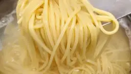 Jak idealnie ugotować makaron spaghetti al dente i uniknąć błędów