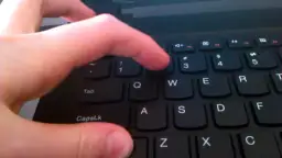 Jak się robi małpę na laptopie - proste sposoby na szybkie pisanie