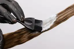 Czy po operacji można farbować włosy? Bezpieczeństwo i zalecenia dla pacjentów