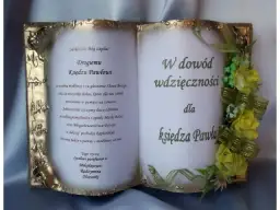 Jak podziękować księdzu za modlitwę w sposób, który go poruszy