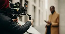 Sport w Mediach: Jak Sprawozdanie Sportowe Wpływa na Opinię Publiczną