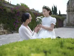 W co się ubrać na komunię dziecka? Porady ekspertki Emilii Szymańskiej