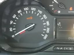 Klucz płaski na desce: Co oznacza? Kiedy jechać, a kiedy do serwisu?