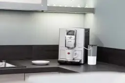 Jak odkamienić ekspres DeLonghi i uniknąć kosztownych napraw