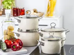 Wszystko, co warto wiedzieć o dużych kompletach garnków do kuchni