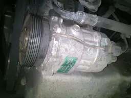 Jak zdjąć sprzęgło sprężarki klimatyzacji i uniknąć kosztownych błędów