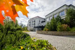 Gdzie najlepiej nocleg w Górach Stołowych? Odkryj najlepsze opcje