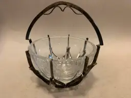 Hefra - zobacz eleganckie kryształowe cukiernice do domu