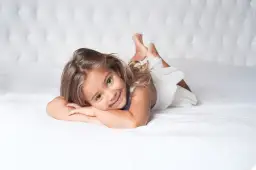 Jaki materac dla dziecka 8 lat? Wybierz najlepszy dla zdrowego snu