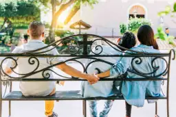 Z kim zdradzają żony? Fakty, które zaskoczą i zmienią spojrzenie na temat zdrady