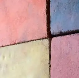 Jaki cement do kostki brukowej wybrać, aby uniknąć błędów i trwale ułożyć nawierzchnię?