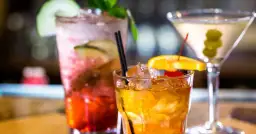 Drinki z Soplicy Wiśniowej: Proste i Wyjątkowe Przepisy