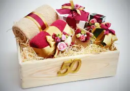 Co przygotować na 50 rocznicę ślubu? Sprawdzone pomysły i inspiracje