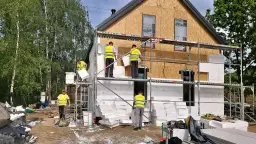 Ocieplenie domu drewnianego styropianem: Czy to bezpieczne?