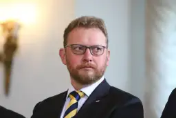 Minister zdrowia Szumowski - ile naprawdę ma lat i co warto wiedzieć?