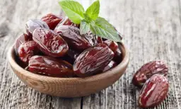 Czy daktyle są zdrowe: poznaj 7 zaskakujących właściwości tych owoców