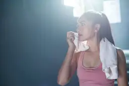 Ile kcal trzeba spalić, aby schudnąć 1 kg masy ciała?