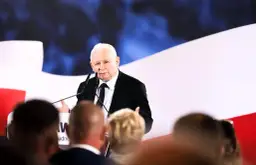 Czego słucha Kaczyński? Odkryj jego muzyczne pasje i ulubione zespoły