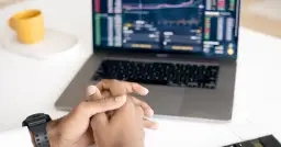 Giełda zbóż: Jakie są aktualne ceny i trendy w handlu zbożami?