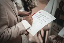 Do którego USC przed ślubem? Kluczowe terminy i dokumenty do złożenia