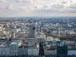 Czy Warszawa jest bezpieczna? Fakty, porady i bezpieczne dzielnice dla turystów i mieszkańców