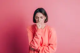 Skuteczne leki na drapanie w gardle – ulga w bólu i podrażnieniu