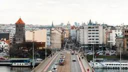 Praga autem: Jak wybrać najlepszą trasę i uniknąć mandatów?