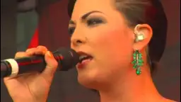 Caro Emerald: Tajemnice wokalistki jazzowej i jej niezapomniane utwory