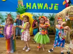 Strój hawajski dla chłopca DIY: zrób to sam prosto i tanio!