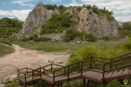 Odkryj Góry Świętokrzyskie: co zobaczyć? TOP atrakcje i trasy