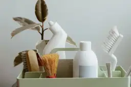 Gres po remoncie? Umyj go jak pro! Uniknij 5 błędów i ciesz się blaskiem