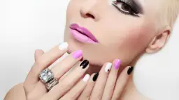 Akryl do paznokci jak nakładać – uniknij najczęstszych błędów