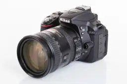 Nikon D5300: Czy warto kupić? Recenzja i poradnik kupującego