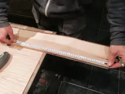 Jak zrobić stojak pod choinkę - proste sposoby na stabilność i styl