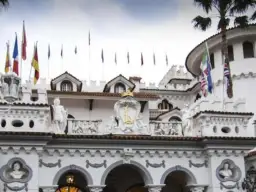 Grand Hotel La Sonrisa: il Castello delle Cerimonie tra confisca e futuro