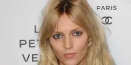 Jak zrobić kontrolowany odrost i uniknąć częstych wizyt u fryzjera