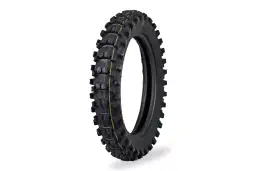 Opona motocyklowa crossowa z agresywnym bieżnikiem i kolorowymi paskami.