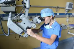 Gdzie najszybciej wyciąć migdałki NFZ i uniknąć długiego czekania