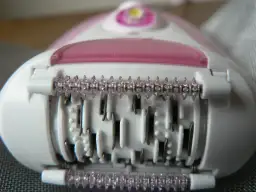 Epilator: Co to? Wybierz swój typ, działanie i epiluj bez obaw!
