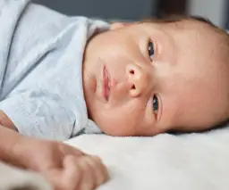 Becikowe: Ile czekać na decyzję i wypłatę? Uniknij opóźnień!